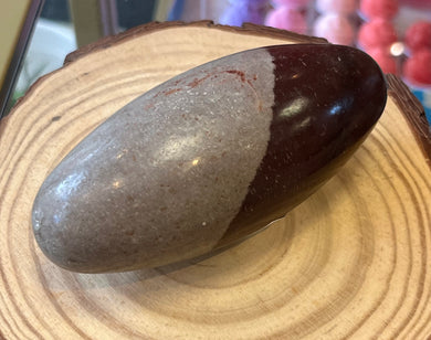 Pierre roulée Shiva lingam