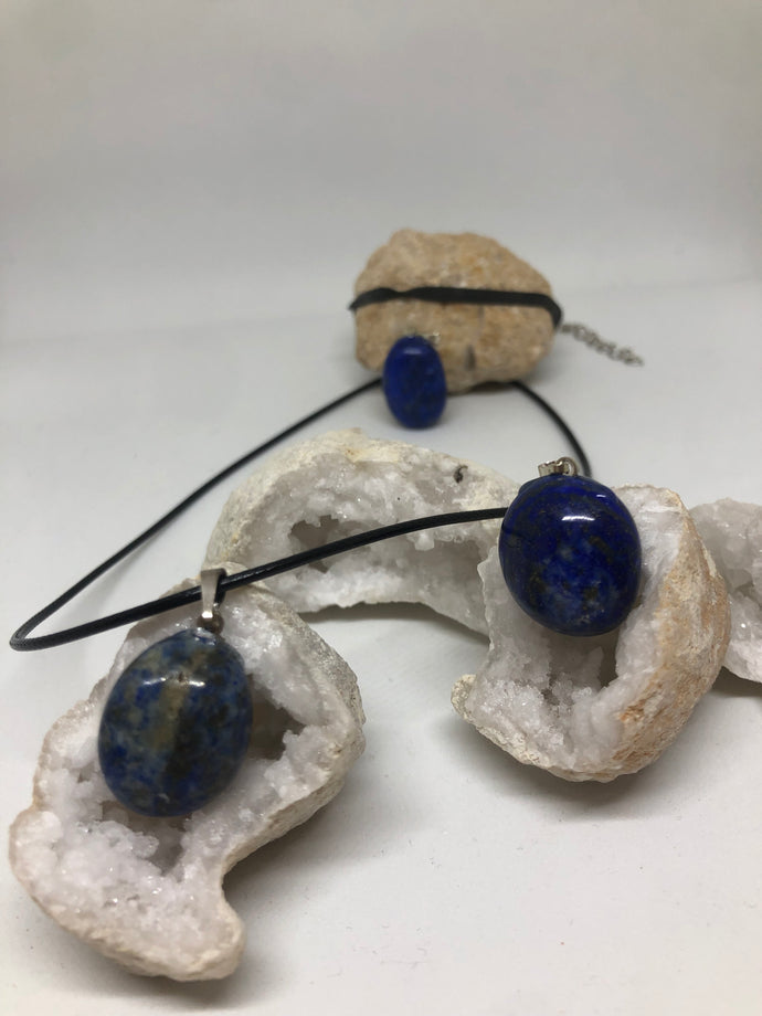 Pendentif Lapis Lazuli A avec son cordon