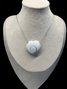 Collier cœur Œil de Sainte Lucie