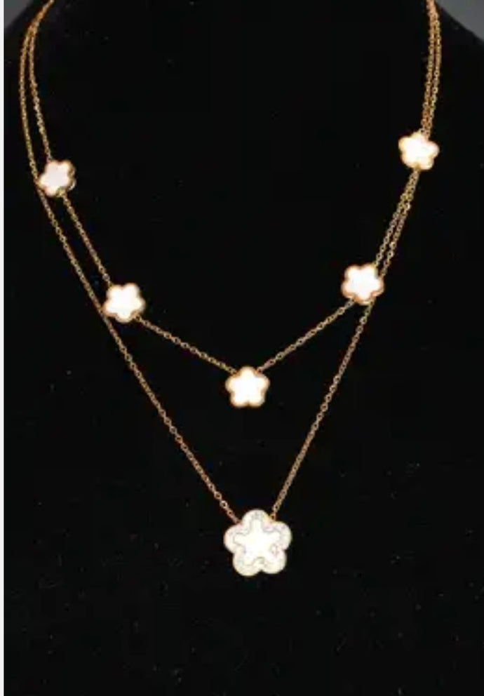 Collier fleur