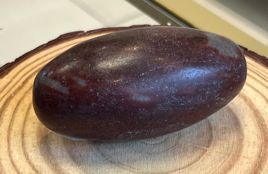 Pierre roulée Shiva lingam