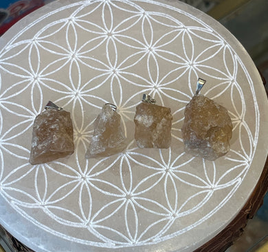 Pendentif citrine brute + chaîne