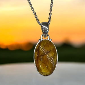 Pendentif  Ambre + chaîne