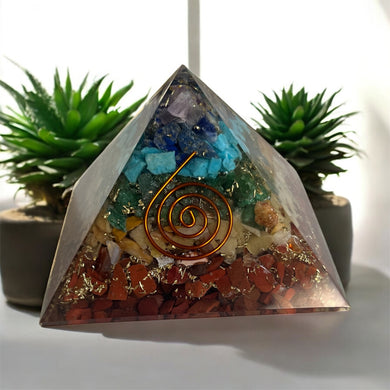 Pyramide orgonite 7 chakras