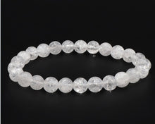 Charger l&#39;image dans la galerie, Bracelet boule 6mm Cristal de roche crack A enfant